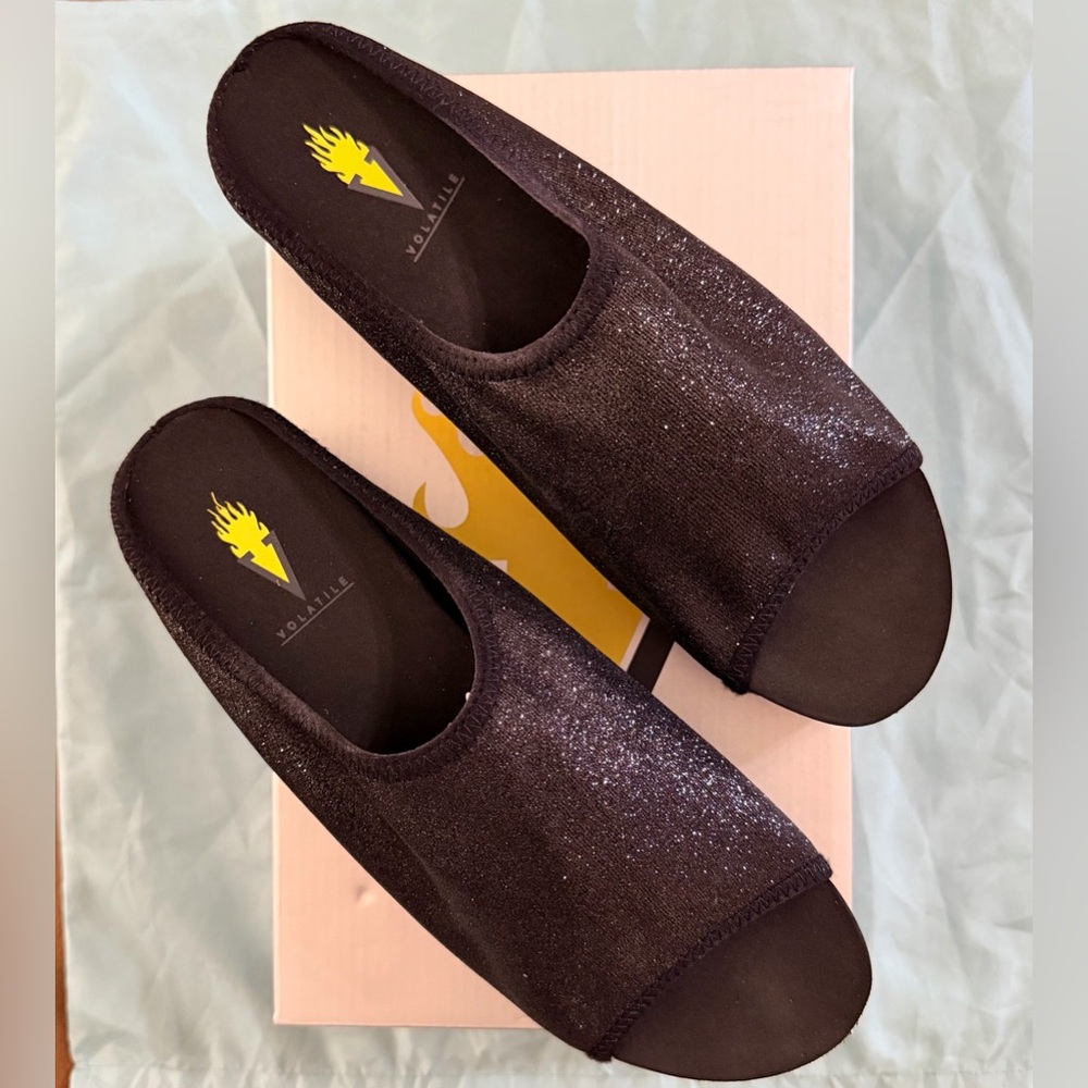 Volatile Festina Black Sandals, Size 8